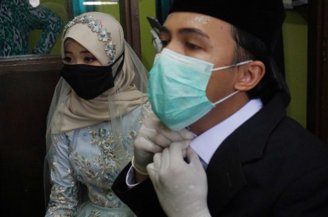 Ilustrasi akad nikah di KUA saat pandemi corona. Foto: Irfan Adi Saputra/kumparan