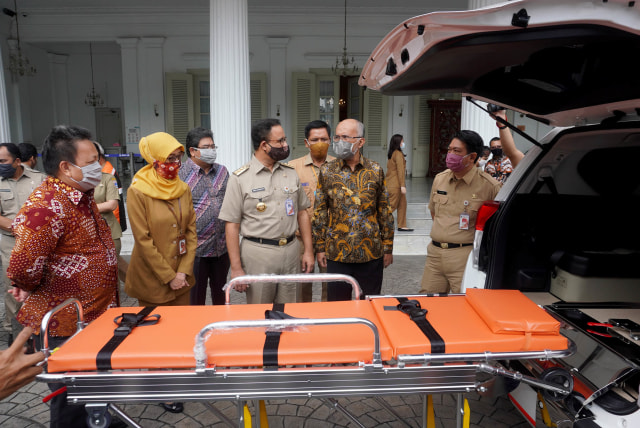 4 Unit Toyota Kijang Innova Ambulans buat Pemprov DKI Jakarta Lawan COVID-19 (6657)