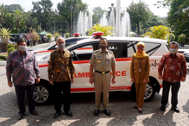 4 Unit Toyota Kijang Innova Ambulans buat Pemprov DKI Jakarta Lawan COVID-19 (6656)