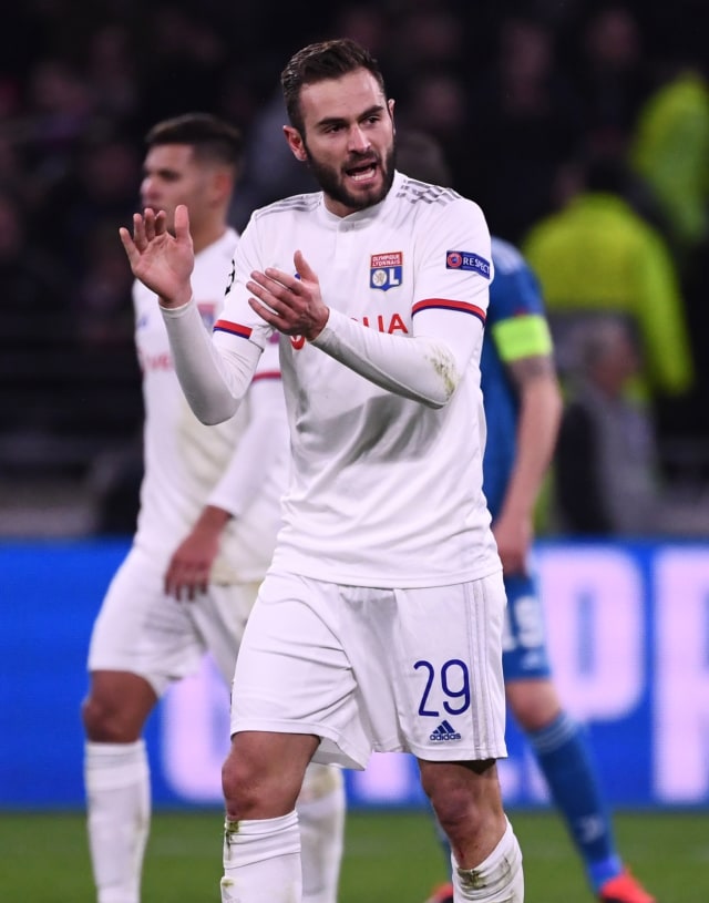 Lucas Tousart tinggalkan Lyon setelah 30 Juni. Foto: AFP/Franck Fife