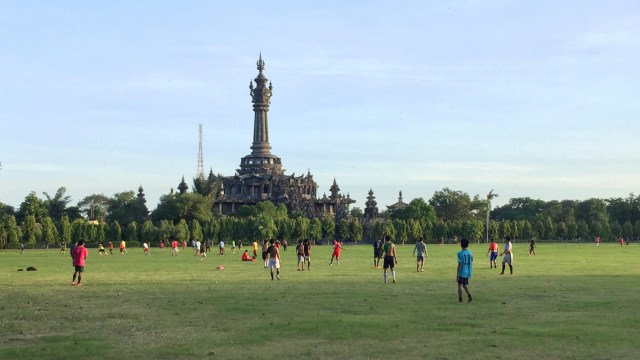 Situasi di Lapangan Renon, Denpasar. Foto: Denita Br. Matondang/kumparan