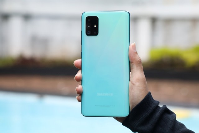 Perbedaan Hp Samsung M20 Dan A20