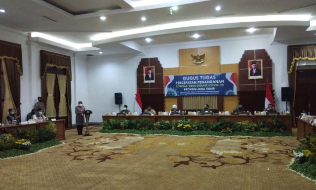 Wali Kota Tri Rismaharini di Gedung Negara Grahadi, Jalan Gubernur Suryo, Surabaya