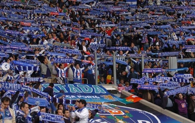 Para pendukung FC Porto memadati stadion. Foto: Dok. FC Porto