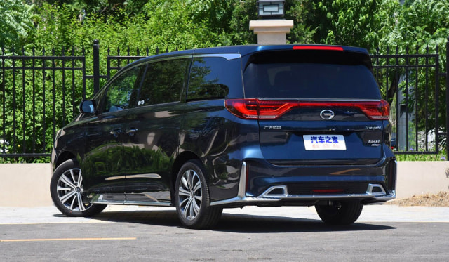 Trumpchi GM8, Kembaran Toyota Alphard dari China yang Punya Harga Murah (214999)