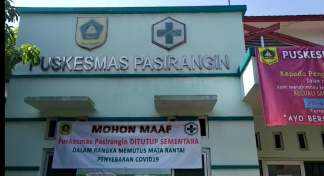Puskesmas Pasirangin, Cileungsi, Bogor, ditutup usai 4 pegawainya positif corona. Foto: Istimewa