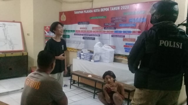 Tim Jaguar Amankan 2 Remaja yang Akan Duel Pakai Celurit karena Rebutan Pacar (978566)