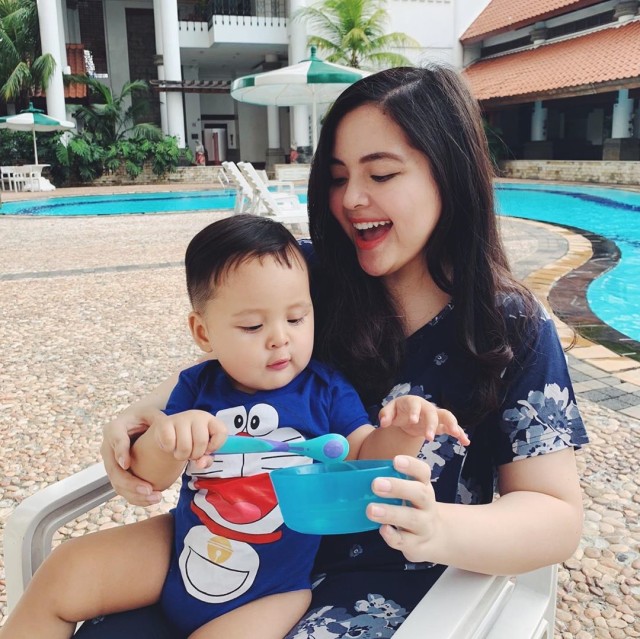 Tasya Kamila Cerita Soal Pengalamannya Memberikan MPASI untuk Anak (590397)