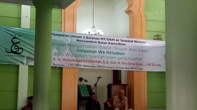 Drs. KH. Ahmad Rifa'i Menurut Saya : Catatan Kebersamaan Dengan Abah (6)