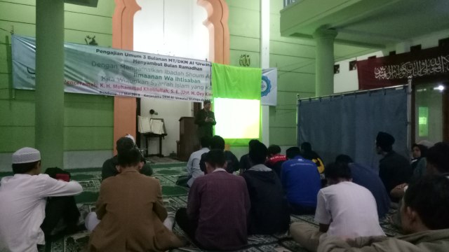 Drs. KH. Ahmad Rifa'i Menurut Saya : Catatan Kebersamaan Dengan Abah (8)