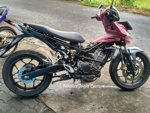 Motor Bebek Honda Supra GTR Dicangkok Mesin CBR250RR, Tenaga Jadi 38 Dk (737632)
