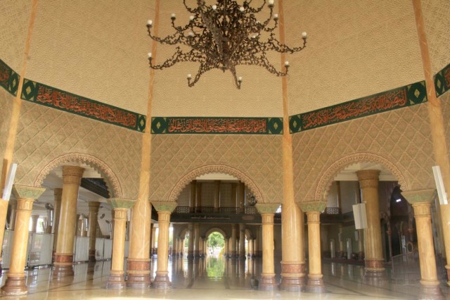 Foto Menengok Keindahan Masjid Agung Baitul Makmur Di Meulaboh Aceh