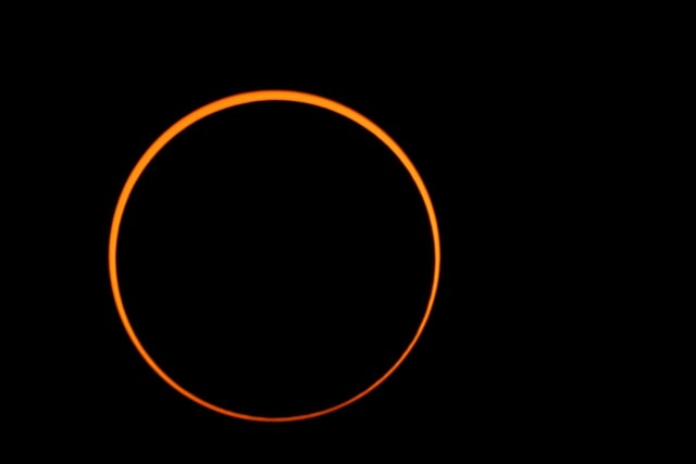 Gerhana Matahari Cincin yang tertangkap teleskop di Simeulue pada 26 Desember 2019. Dok. Kemenag Aceh