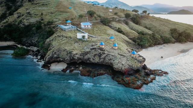 Foto udara objek wisata Tanjung Kajuwulu, Kabupaten Sikka, Provinsi NTT. Foto: Riky Saba. 