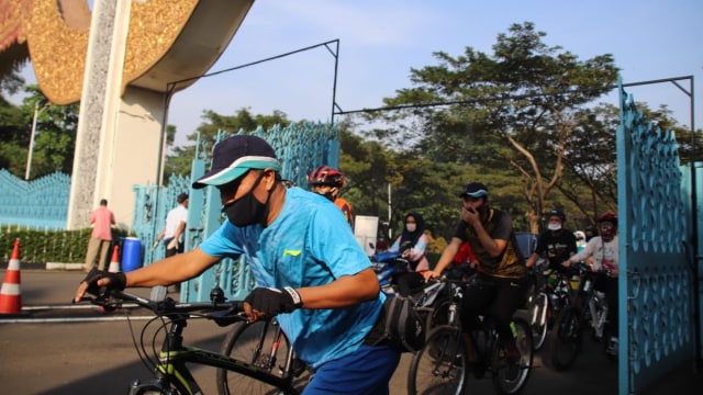 Hari Pertama Buka Semenjak Pandemi, TMII Hanya Dikunjungi 4 Ribu Orang (45614)