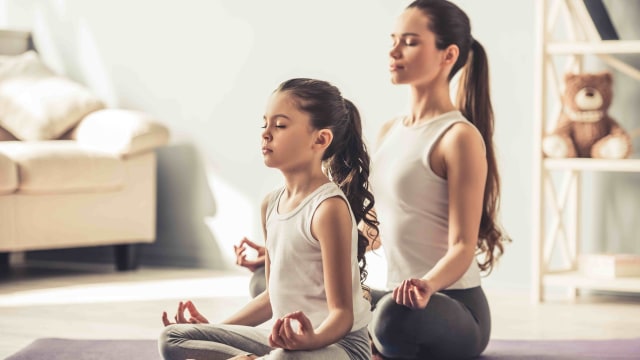 Ilustrasi anak latihan mindfulness. Foto: Shutter Stock