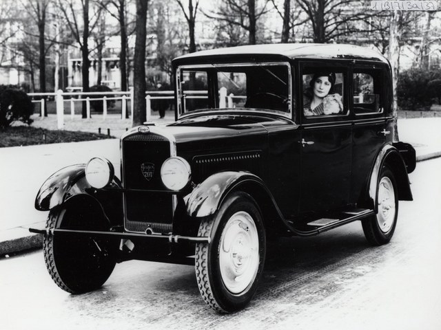 Berusia 210 Tahun, Inilah Sejarah Merek Mobil Peugeot (46736)