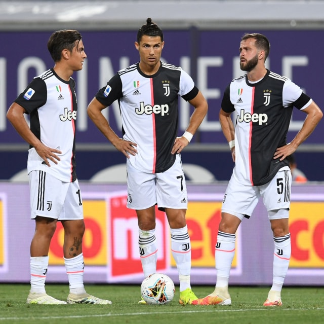 Dybala, Ronaldo, dan Pjanic saat melawan Bologna. Foto: JENNIFER LORENZINI/REUTERS