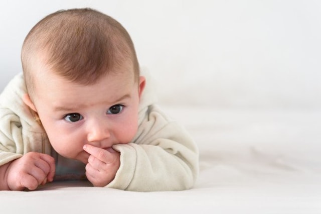 10 Inspirasi Nama Unik untuk Bayi Cewek yang Berhubungan dengan Cuaca
