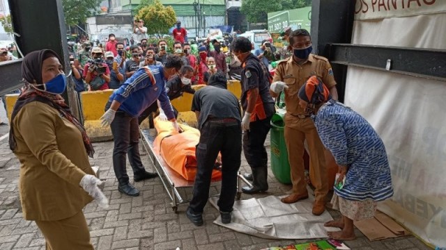 Tunawisma di Tanah Abang Meninggal, Sebelumnya Mengeluh Sesak Napas (242573)