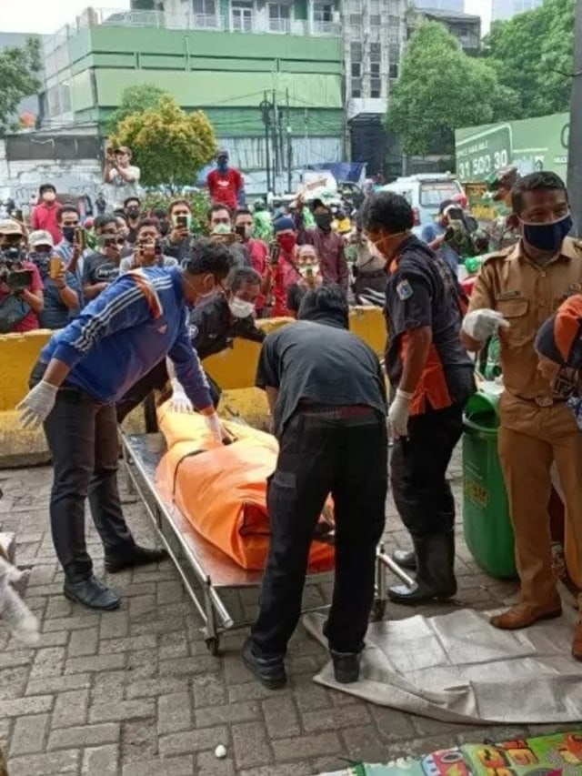 Tunawisma di Tanah Abang Meninggal, Sebelumnya Mengeluh Sesak Napas (242572)