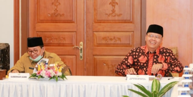 Gubernur Jambi menyambut baik usulam perkuatan konektivitas Jambi-Bengkulu.  Foto: Hms