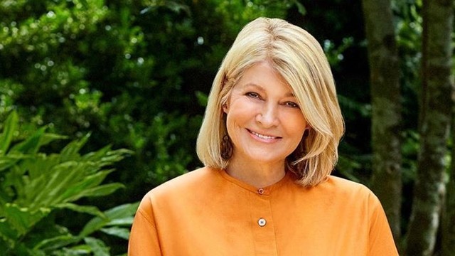 Berusia 81 Tahun, Martha Stewart Jadi Model Baju Renang Tertua Majalah Sport. Foto: Instagram/@marthastewart