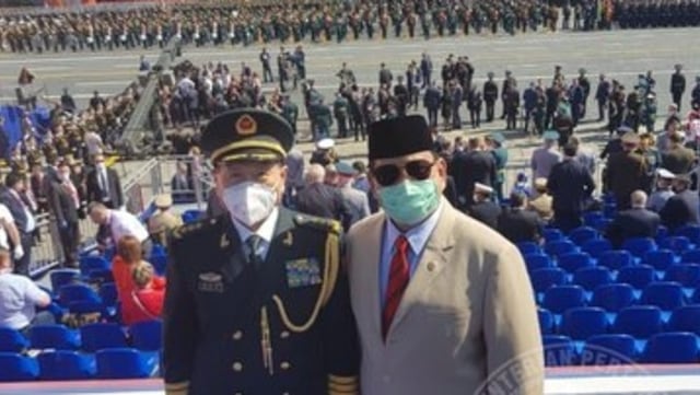Menteri Pertahanan Republik Indonesia H. Prabowo Subianto saat bertemu dengan Menteri Pertahanan Republik Rakyat Tiongkok H. E. Wei Fenghe. Foto: Twitter/@Kemhan_RI
