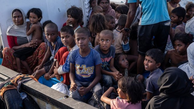 Bikin Haru, Tatapan Anak Pengungsi Rohingya di Aceh (229753)