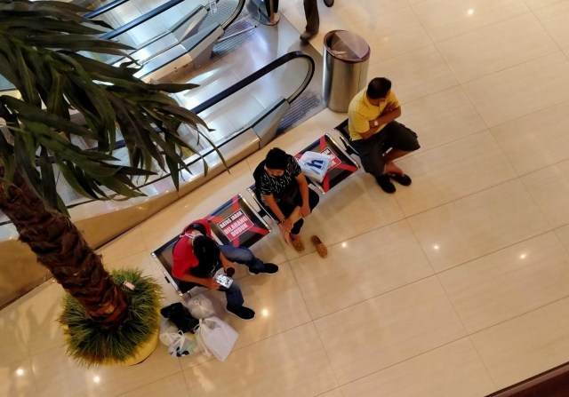 Foto: Aktivitas Warga Pontianak Setelah Kapolri Cabut Maklumat (280400)