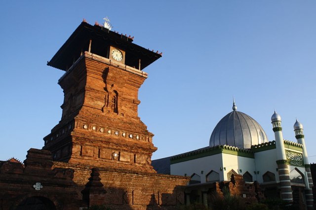 Masjid Menara Kudus. Foto: Wikipedia
