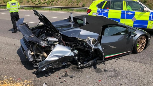 Kecelakaan Lamborghini Huracan Performante di Inggris. Foto: Twitter WYP Roads Policing Unit