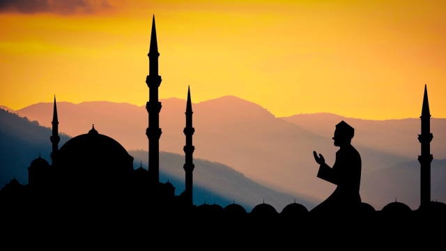 Ilustrasi umat Muslim sedang berdoa. Foto: Pixabay