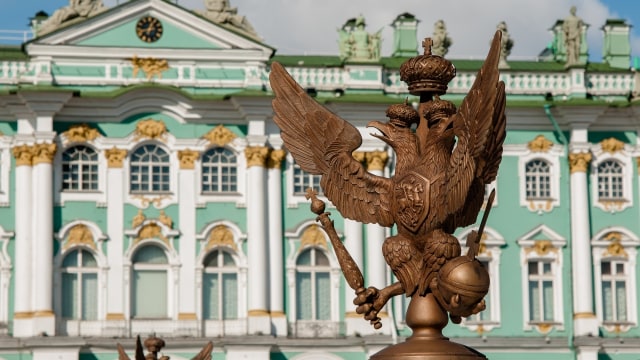 Istana Musim Dingin di Saint Petersburg, kediaman para tsar Rusia 1732–1917. Foto: Pixabay