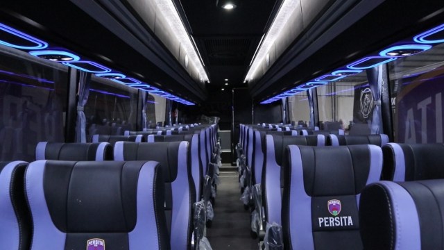 Foto: Deretan Bus Klub Sepak Bola Liga 1 2021, Mana yang Paling Keren? (264268)