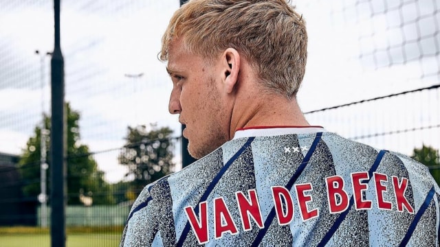 sumber foto: instagram Donny van De Beek