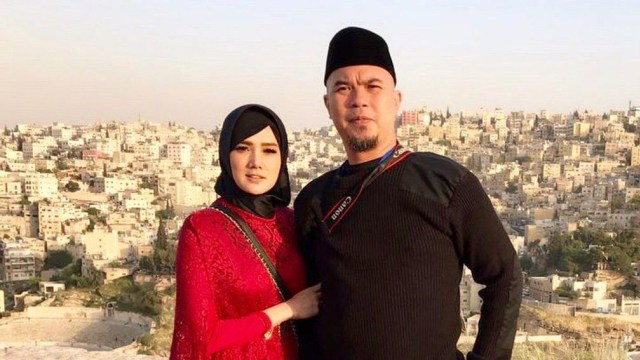 mulan jameela dan ahmad dhani(1).jpg