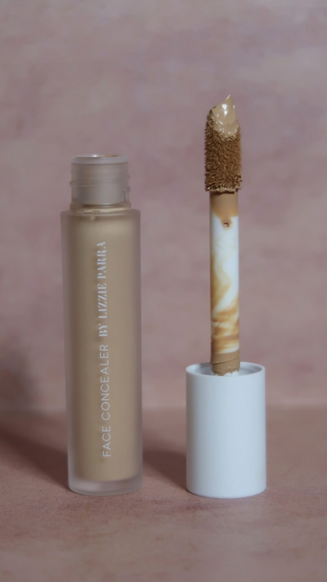 Makeup Review: BLP Beauty Face Base Foundation dan Face Concealer (38992)