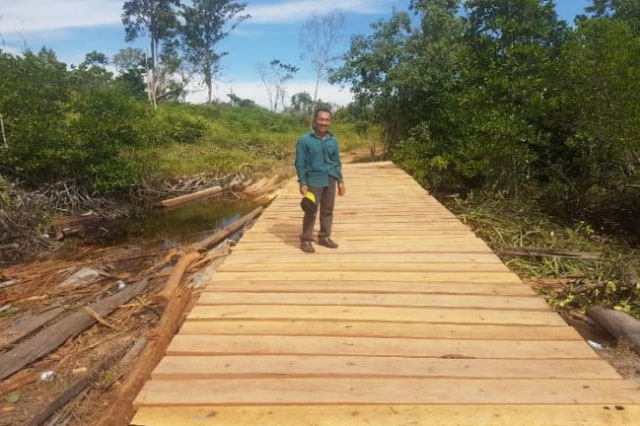 Jembatan yang dulunya lapuk kini sudah mulus dan nyaman untuk dilintasi (Foto:istimewa untuk Batamnews)