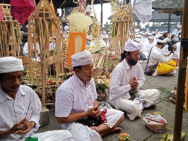 Upacara Pemahayu Jagad, Langkah Spiritual Meredam Pandemi di Bali (1)