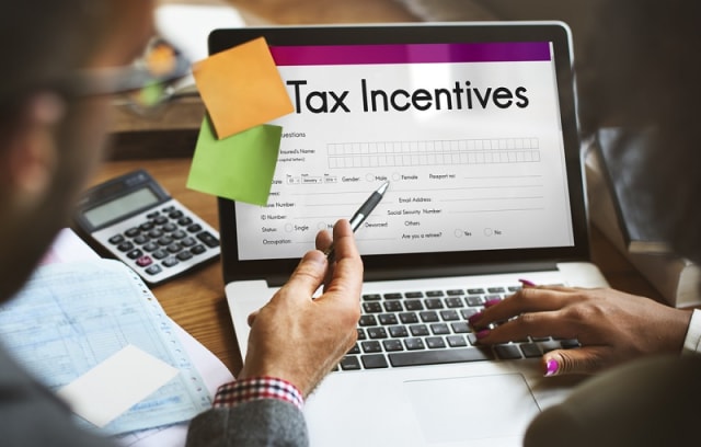 Ilustrasi mengajukan insentif pajak PPh 25