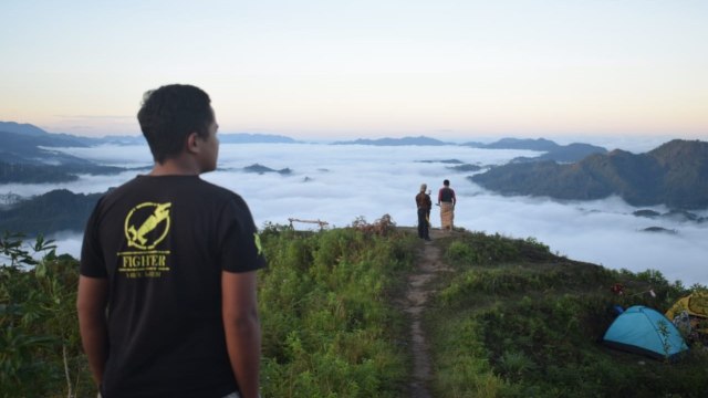 Buntu Liarra, objek wisata pegunungan yang ada di Mamasa, Sulawesi Barat. Foto: Frendy/sulbarkini