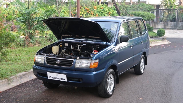 Toyota Kijang Kapsul Tembus Rp 105 Juta, Baru 25.000 Km dan Full Orisinal (275745)