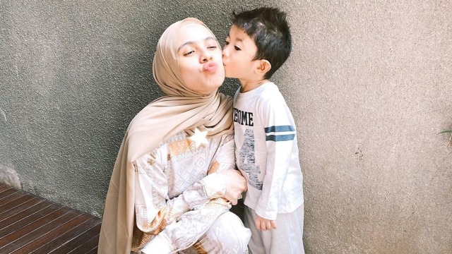 Penyebab Si Kecil Demam, Seperti yang Dialami Anak Nycta Gina (85382)