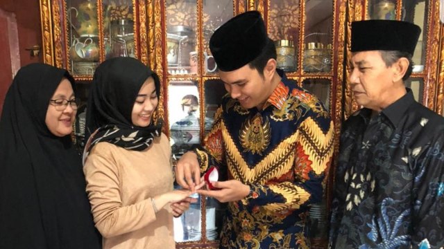 Resmi Lamaran, Aldi Taher dan Salsabillih Akan Menikah Bulan September (2)