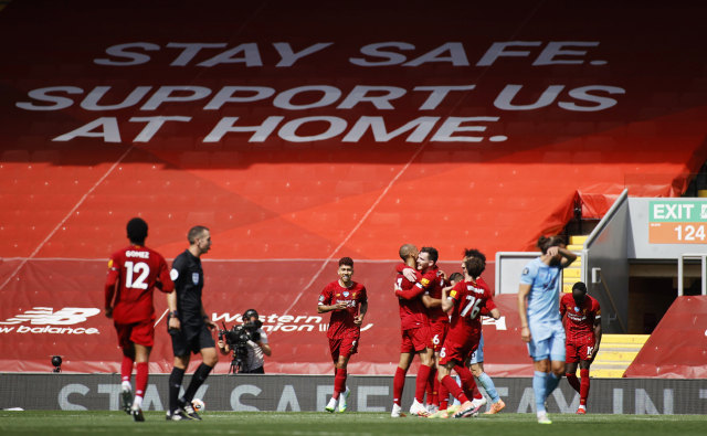 Suasana pertandingan Liverpool v Burnley. Foto: Pool / Reuters