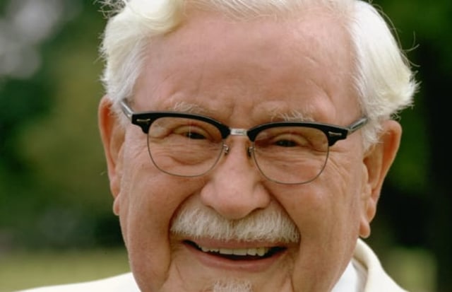 Colonel Sanders, sang pendiri KFC atau Kentucky Fried Chicken. Foto: biography.com