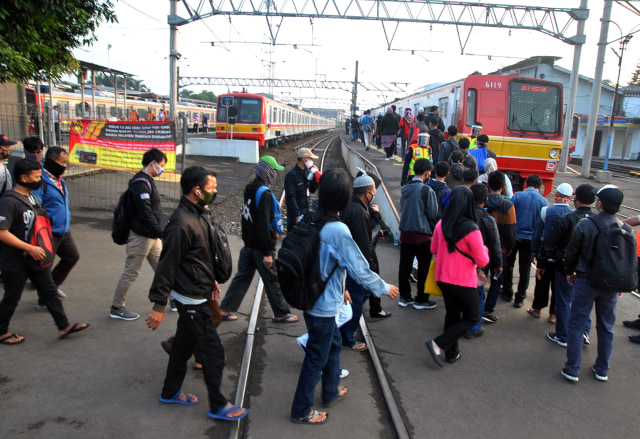 Hindari Kepadatan KRL di Awal Pekan Usai Libur Idul Adha (157691)
