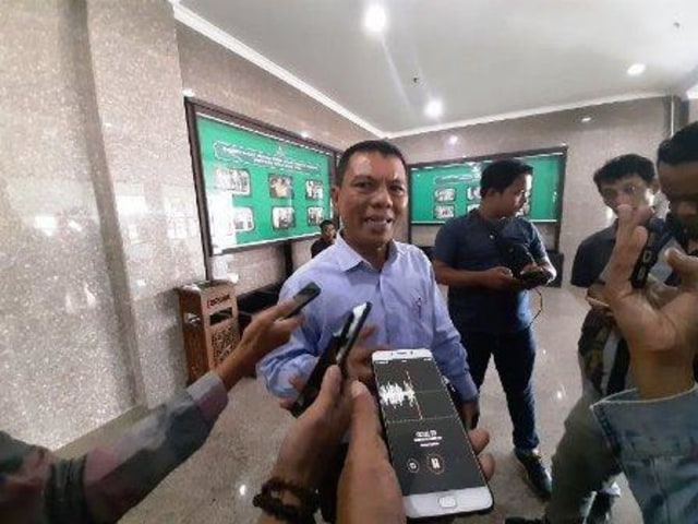 Kisruh PPDB di Kepri, Uba: Penyakit Menahun yang Tak Kunjung Tuntas (315517)