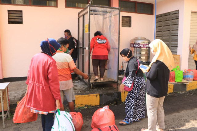 Protokol kesehatan di sejumlah kawasan Surabaya untuk membantu warga menjalankan PHBS (perilaku hidup bersih dan sehat)